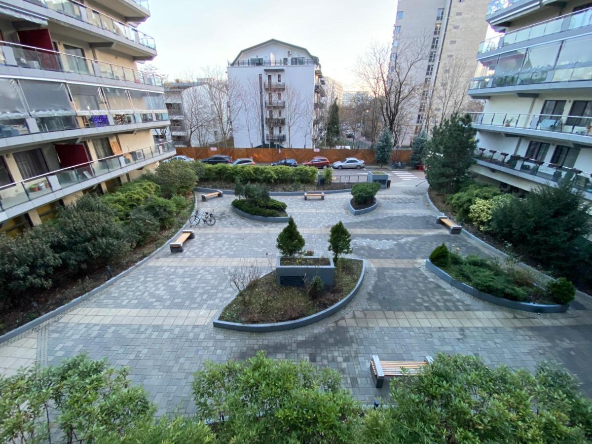 Green Apartment 214 With Private Parking Bucareste Exterior foto