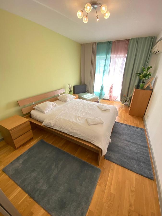 Green Apartment 214 With Private Parking Bucareste Exterior foto