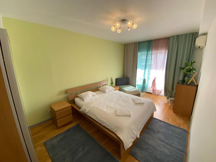 Green Apartment 214 With Private Parking Bucareste Exterior foto