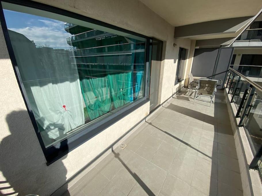Green Apartment 214 With Private Parking Bucareste Exterior foto