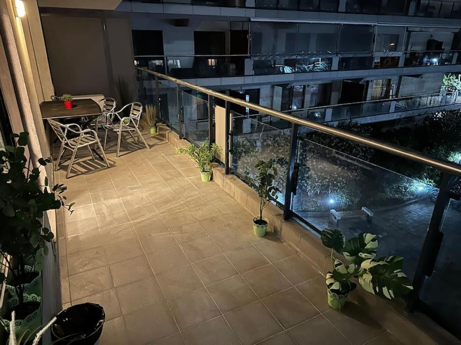 Green Apartment 214 With Private Parking Bucareste Exterior foto