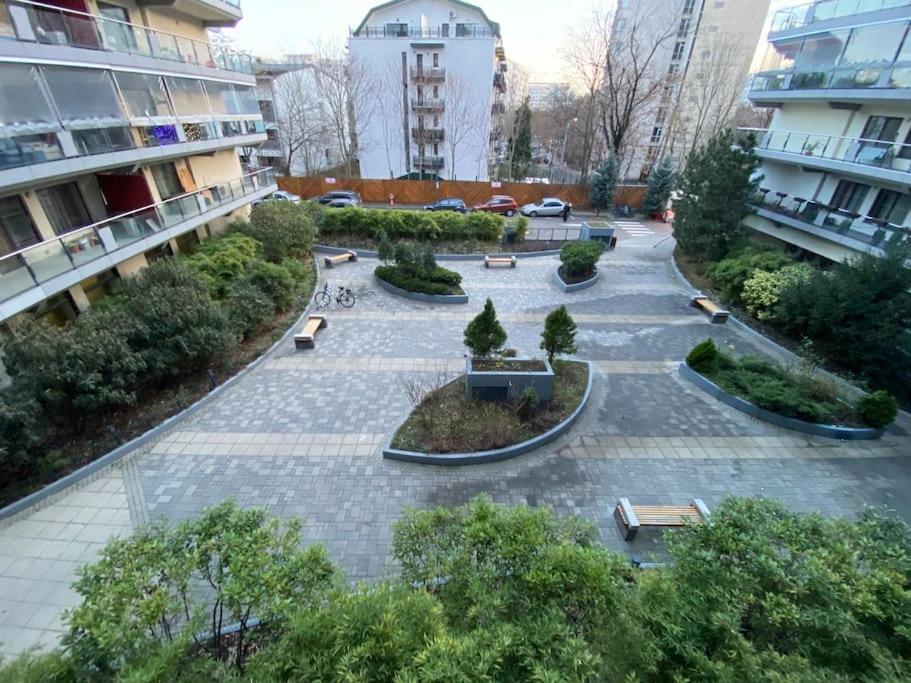 Green Apartment 214 With Private Parking Bucareste Exterior foto