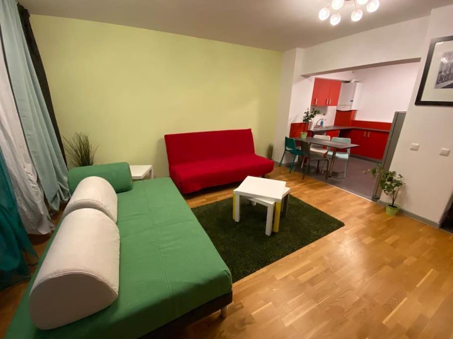 Green Apartment 214 With Private Parking Bucareste Exterior foto
