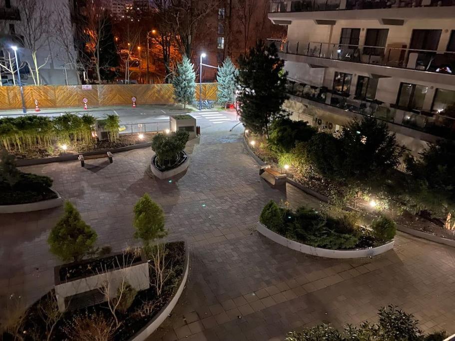 Green Apartment 214 With Private Parking Bucareste Exterior foto